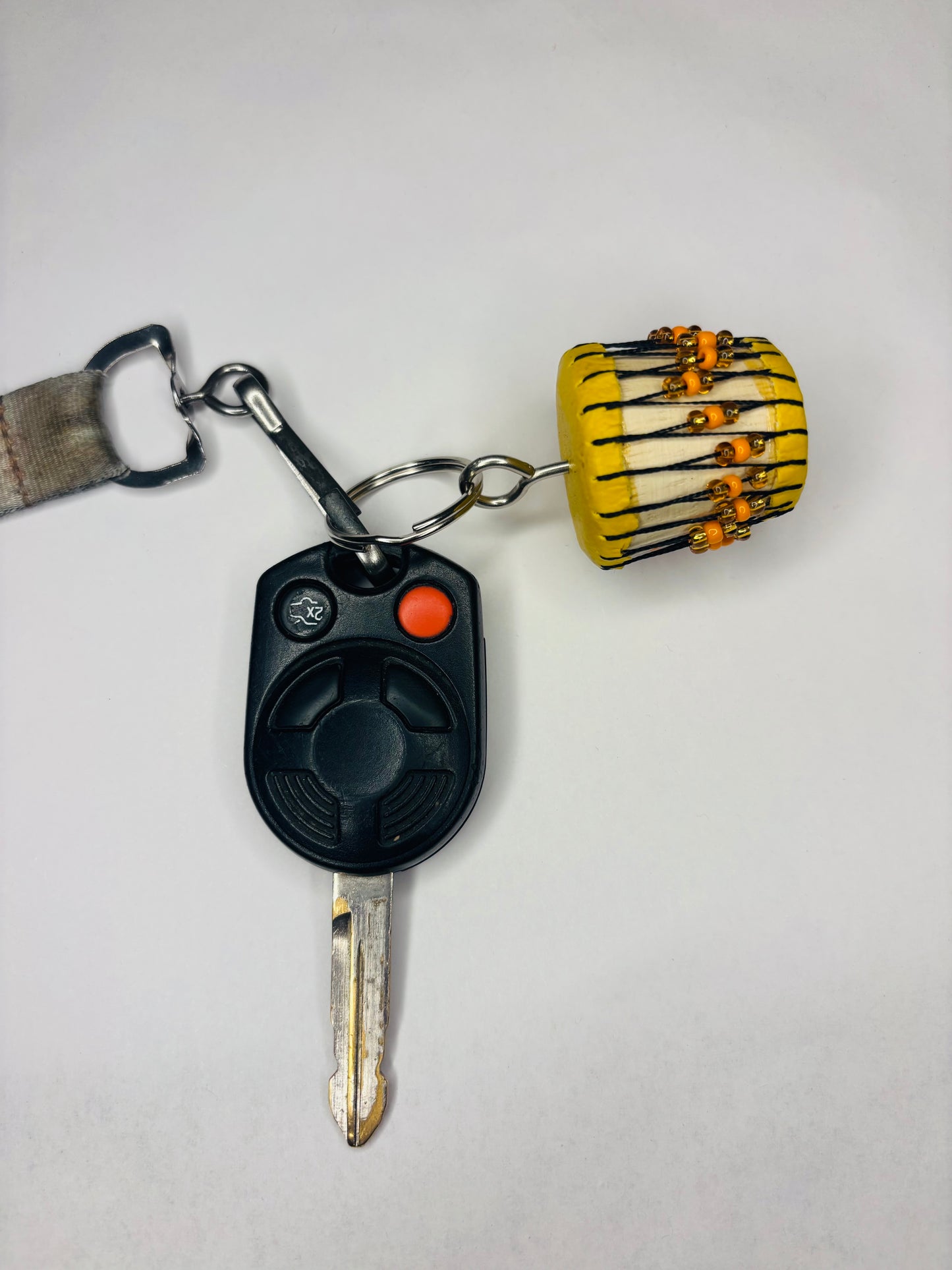 African Glamour Mystery Shell Keychain